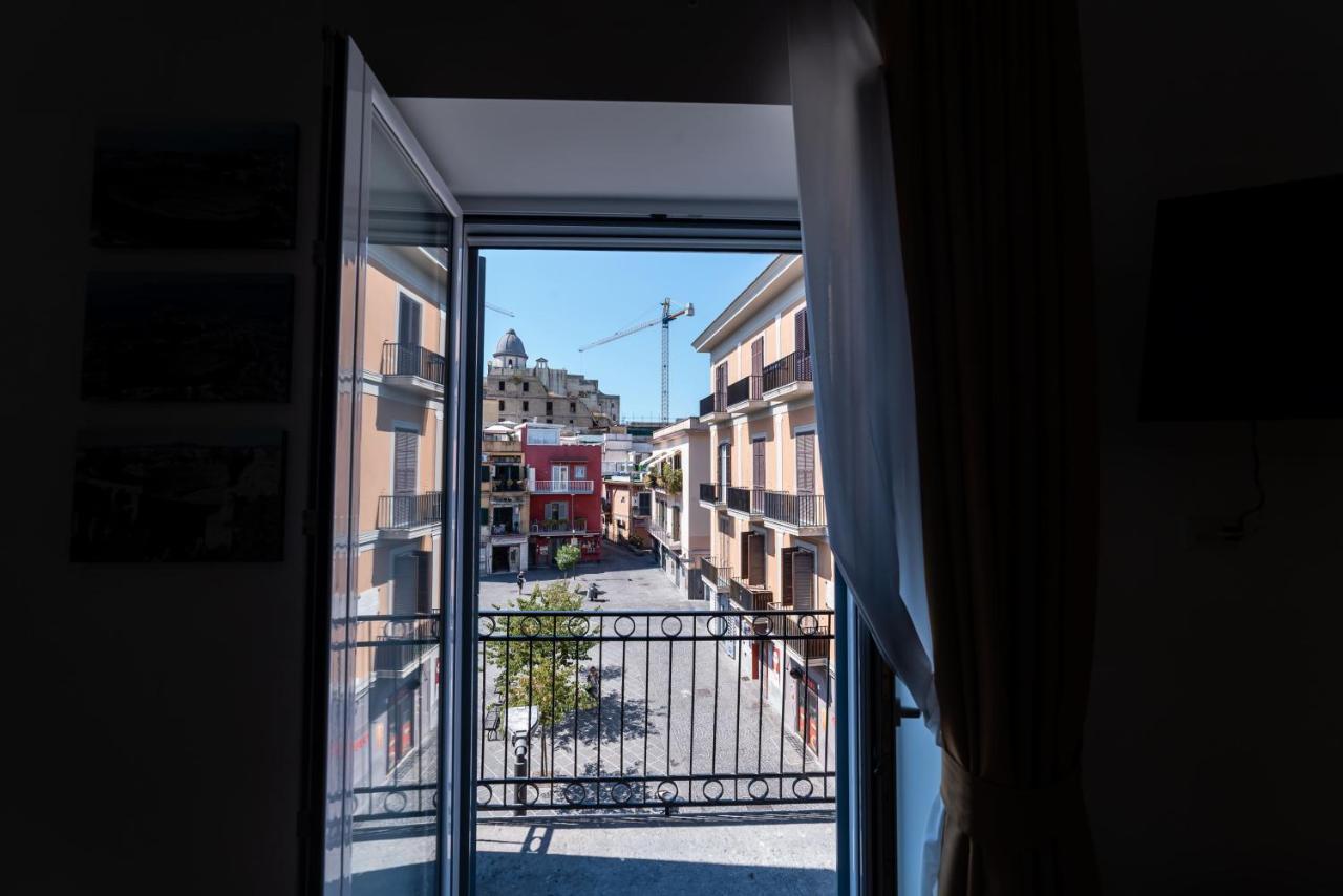 Centro Storico Bed E Breakfast Bed & Breakfast Pozzuoli Exterior foto