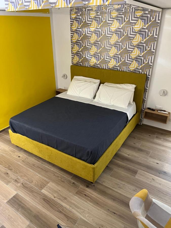 Centro Storico Bed E Breakfast Bed & Breakfast Pozzuoli Exterior foto